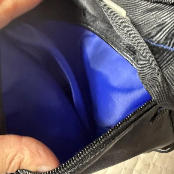 Lei Accessories Black Nylon Shoulder Bag Lightweight Everyday Hobo Purse - Picture 5 of 12